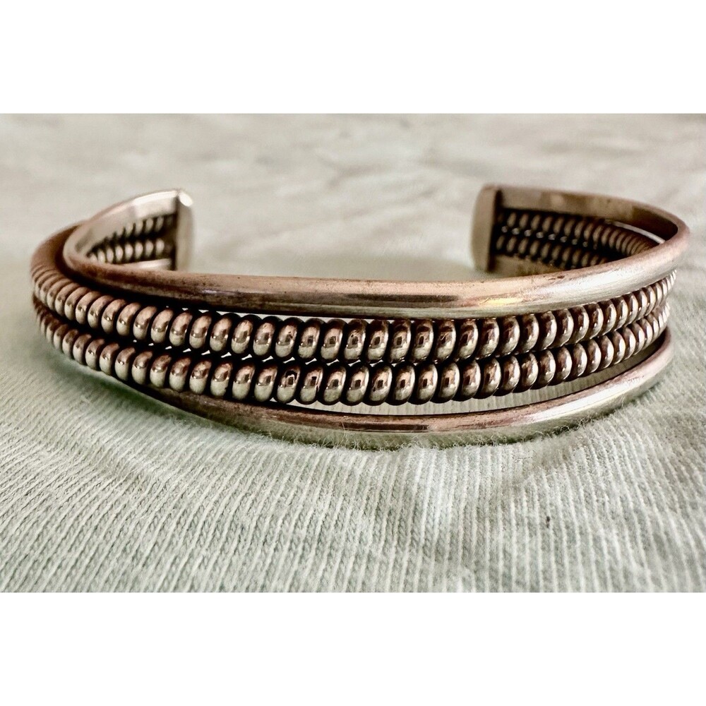 Navajo Nora Tahe?Vintage Sterling Silver Double-Coil Spiral Cuff Bracelet 29g